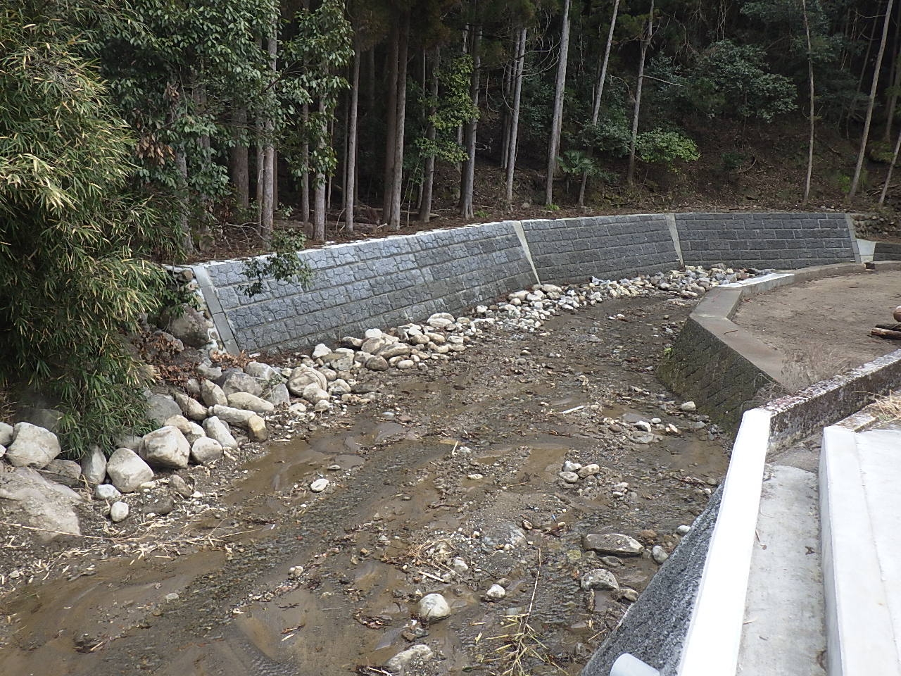 竹布川河川災害復旧工事