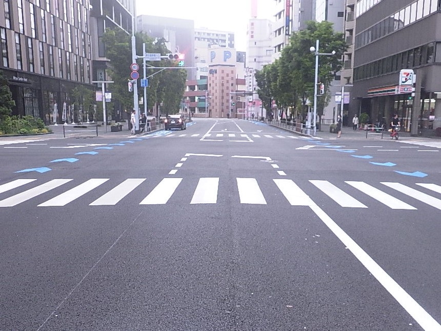 博多駅前線車道舗装工事